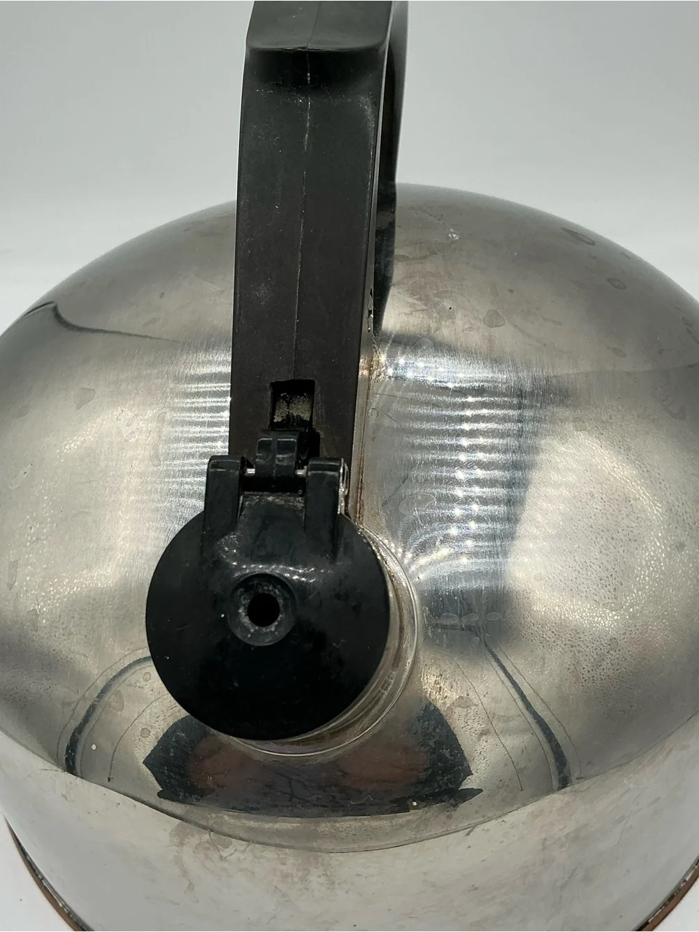 Vintage Revere Ware Whistling Tea Kettle Copper Bottom Stainless Steel 8 cup USA